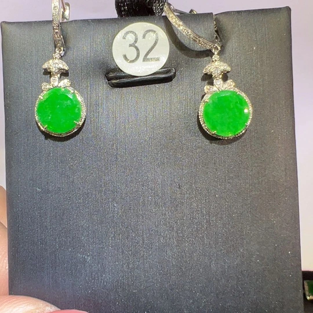 翡翠颈饰18K金镶嵌耳环