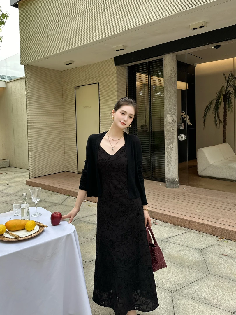 LUOZHIYIN/罗知音D312344Y高腰连衣裙无袖吊带裙收腰裙子