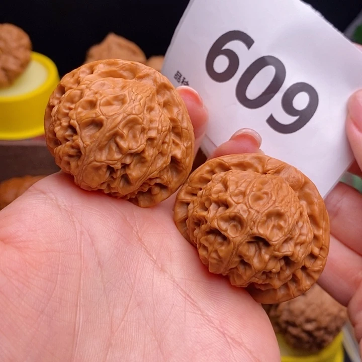 文玩核桃吊坠609-4.3尺宫灯