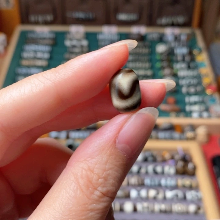 未镶嵌玛瑙/玉髓珠宝半成品