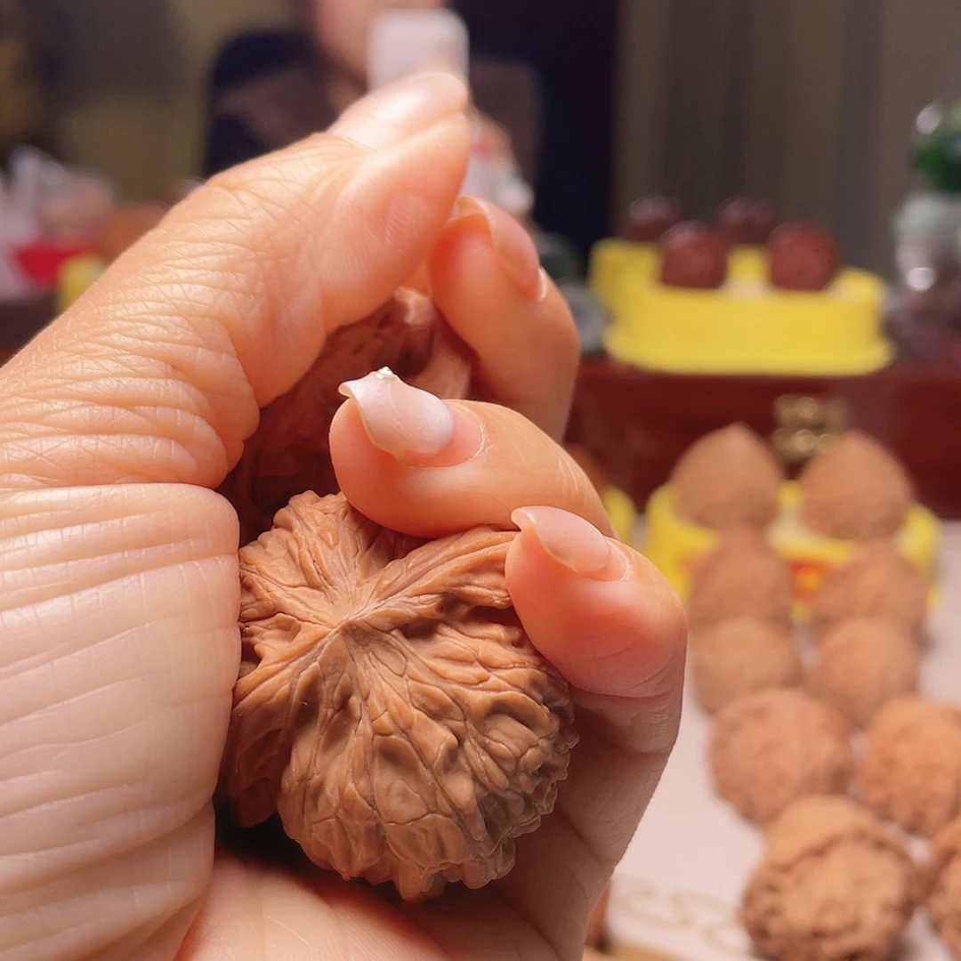 大***梨文玩核桃吊坠磨盘