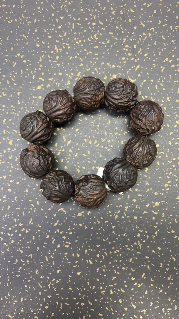 77白富美文玩手串