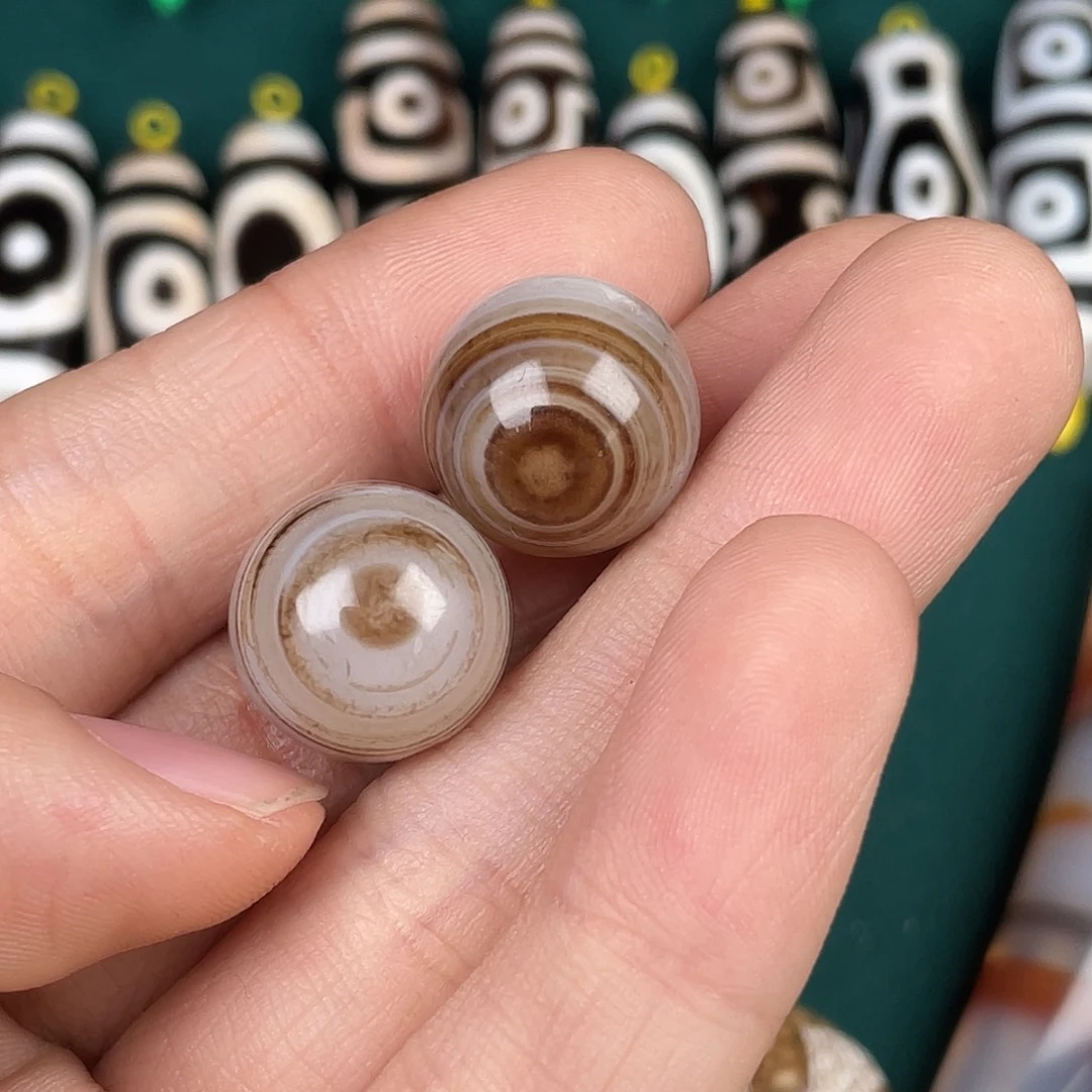 香***糕玛瑙/玉髓裸珠玛瑙珠带眼