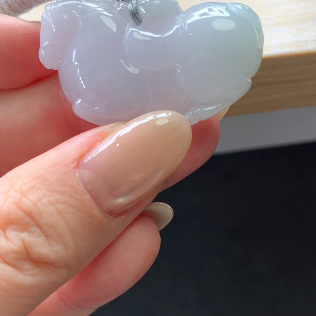 翡翠未镶嵌颈饰吊坠