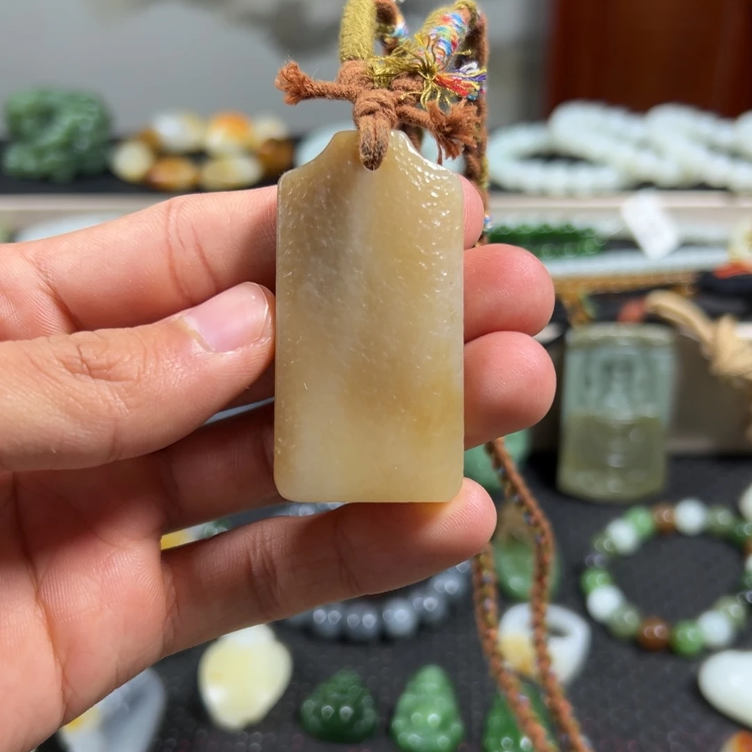 和田玉未镶嵌吊坠(不含链)