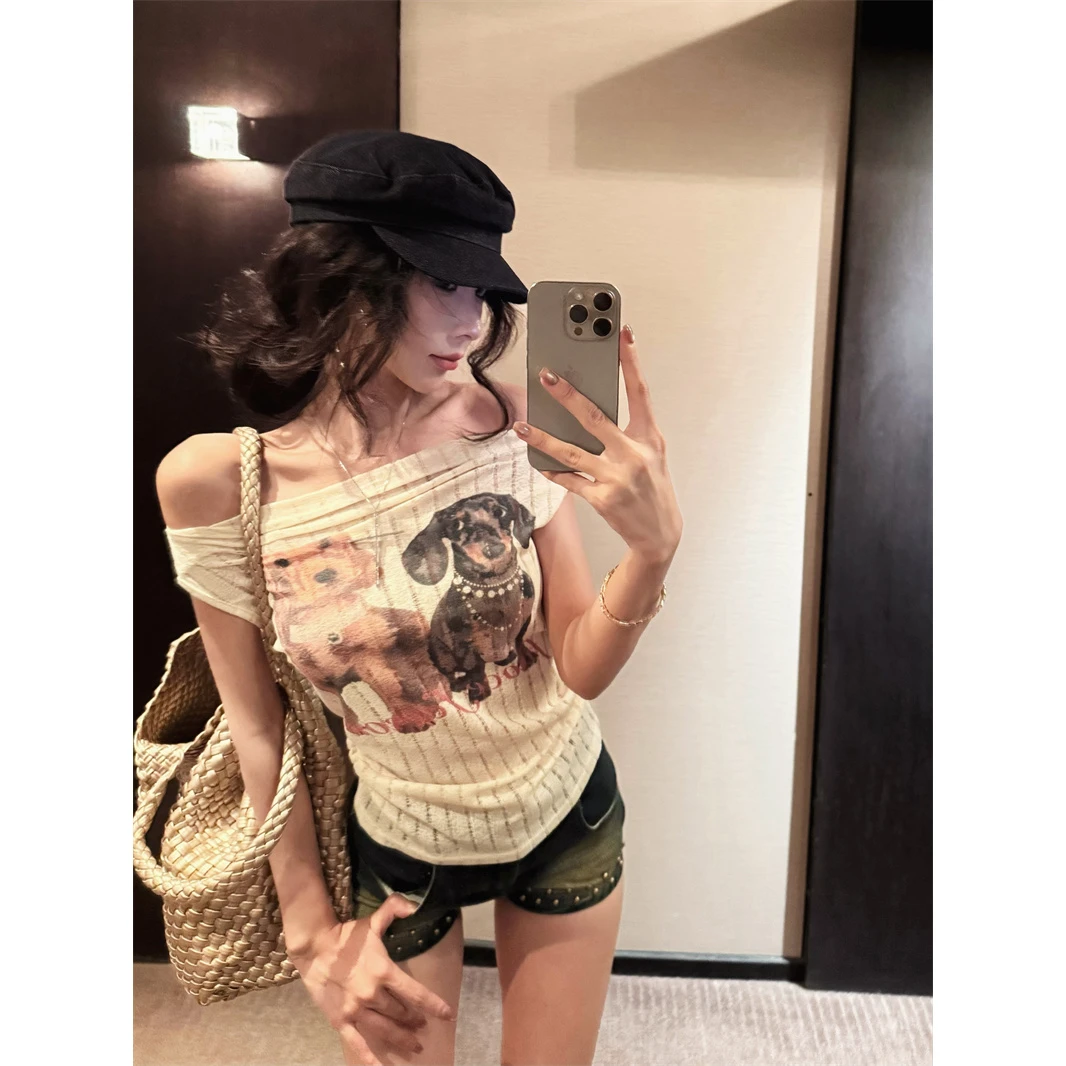 美式辣妹一字肩狗狗印花短袖t恤女夏季纯欲薄款修身显瘦短款上衣