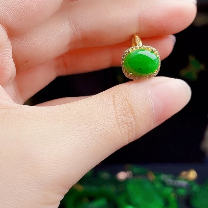 翡翠银S925镶嵌颈饰多样性