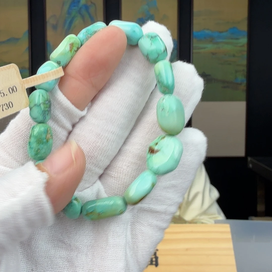 绿松石未镶嵌珠宝奇石