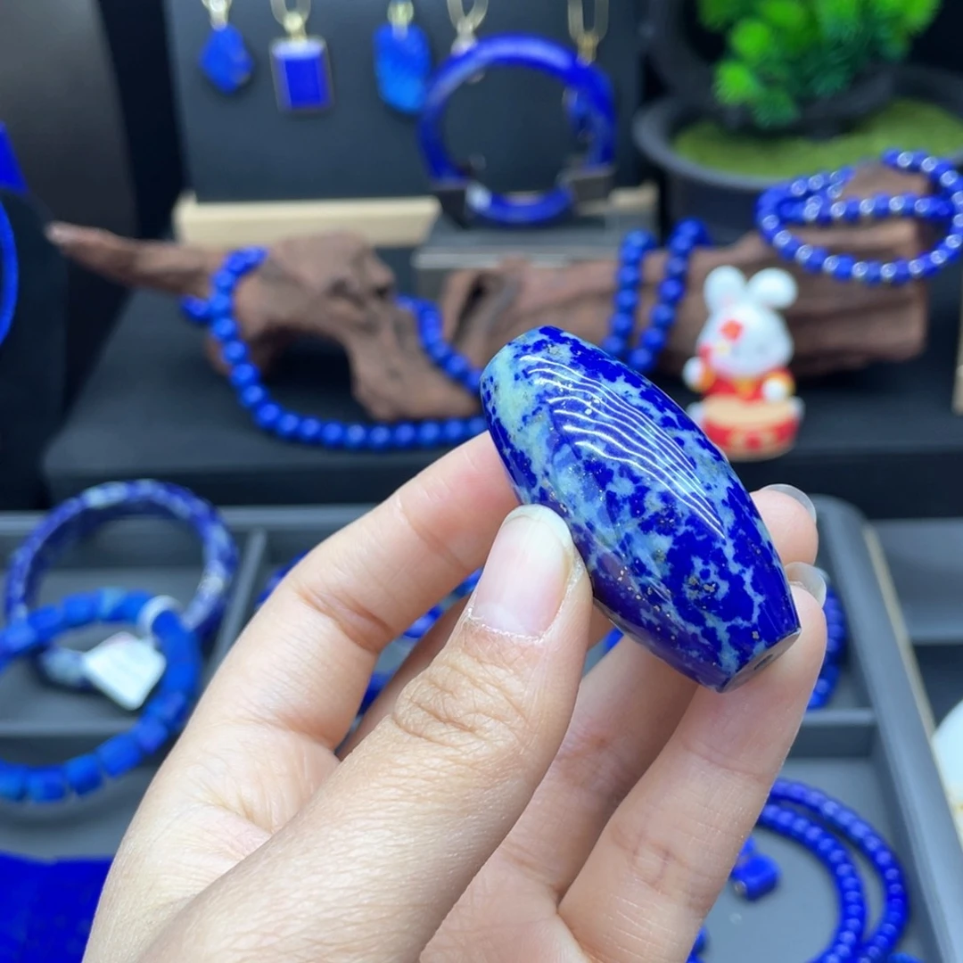 未镶嵌青金石吊坠