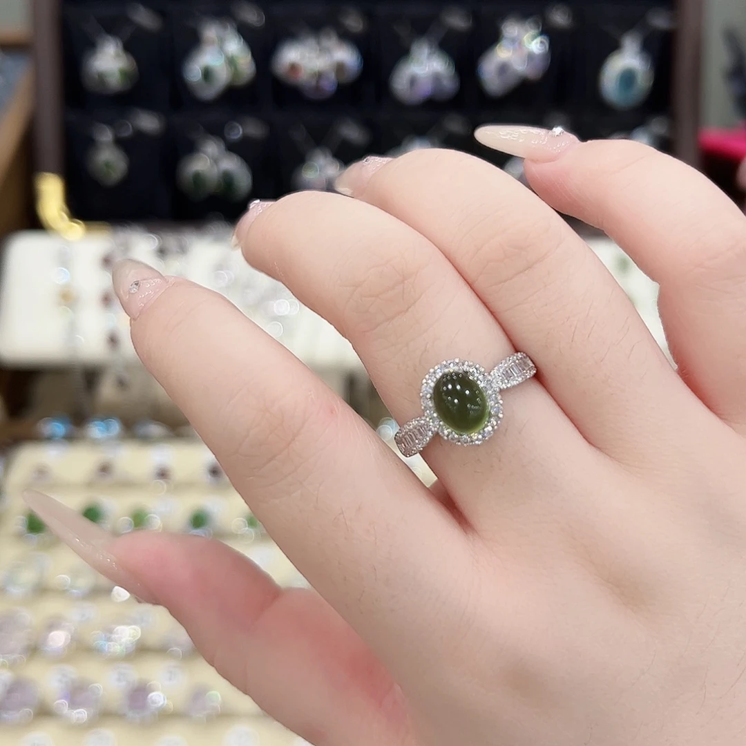 银S925镶嵌蛇纹石玉戒指