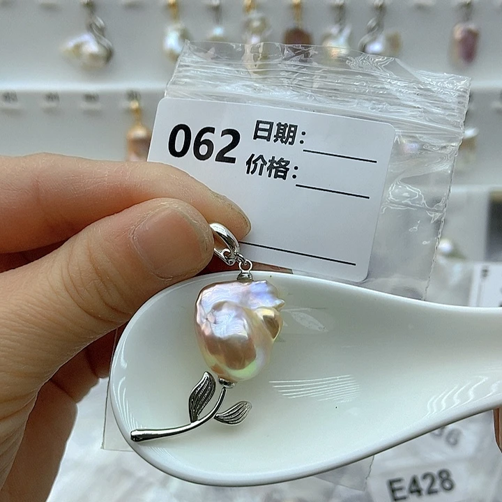 淡水珍珠颈饰未镶嵌