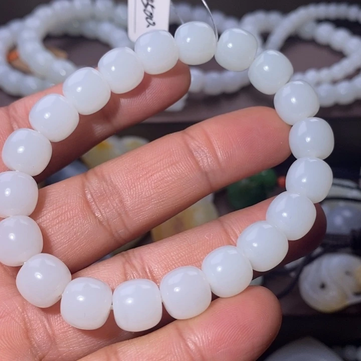 和田玉未镶嵌手链