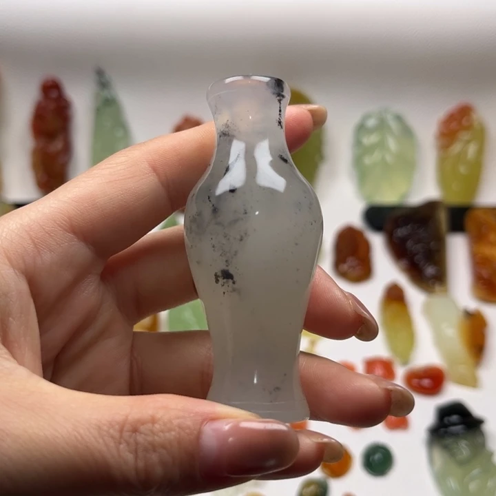 岫玉未镶嵌颈饰岫玉