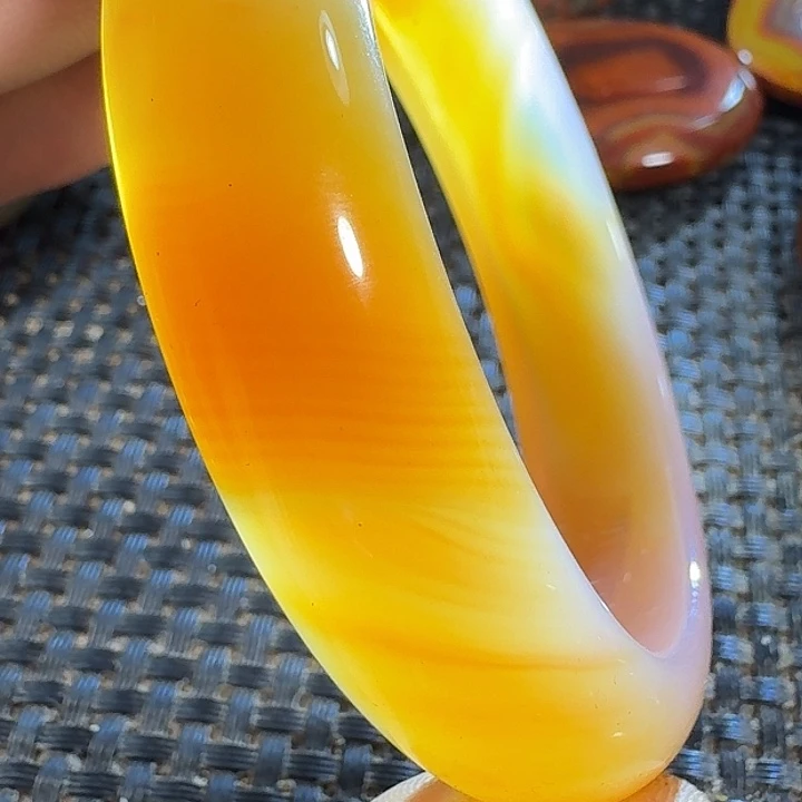 可***乐玛瑙/玉髓未镶嵌颈饰
