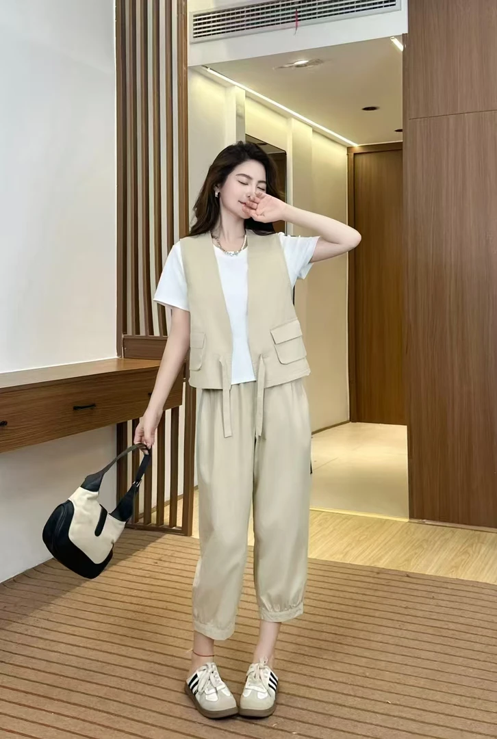 时尚运动服套装女士2025夏季新款休闲复古风短袖马甲哈伦裤三件套