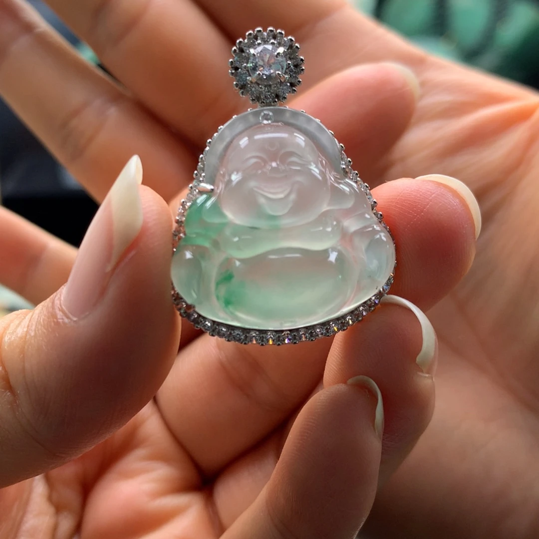 石英质玉未镶嵌颈饰