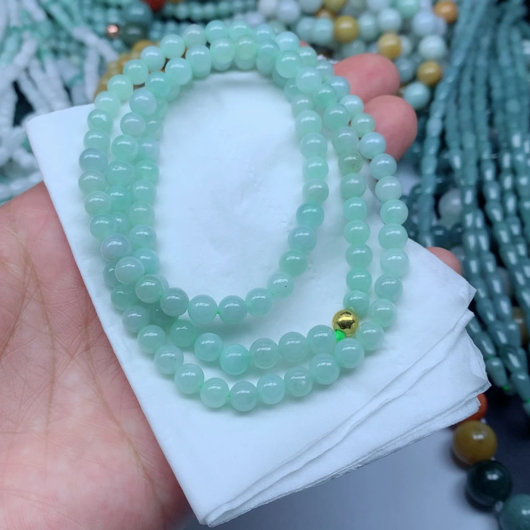 翡翠未镶嵌颈饰珠子