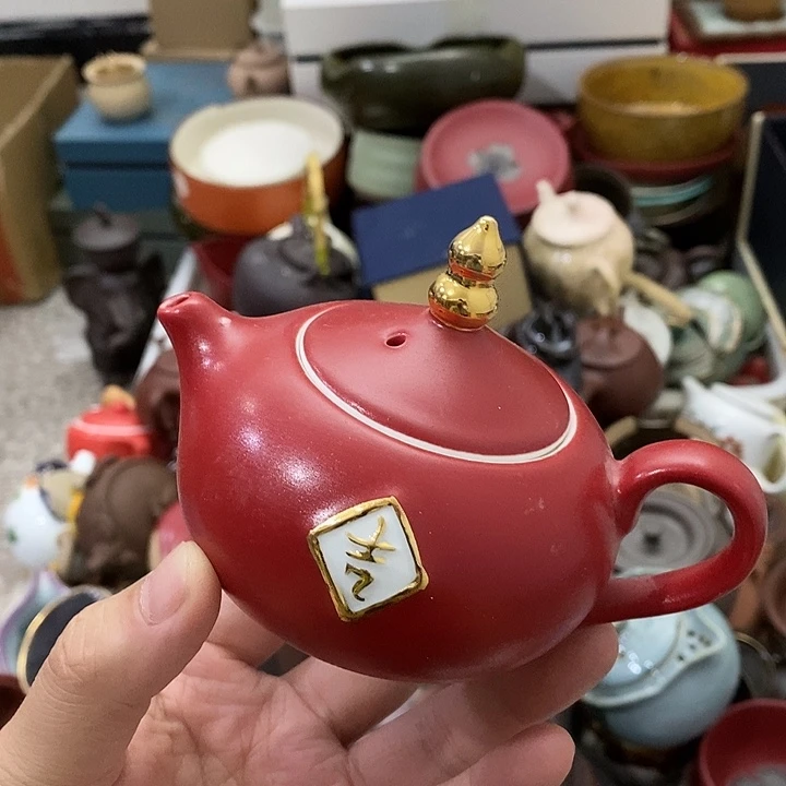 陶瓷艺术品及陶瓷壶壶