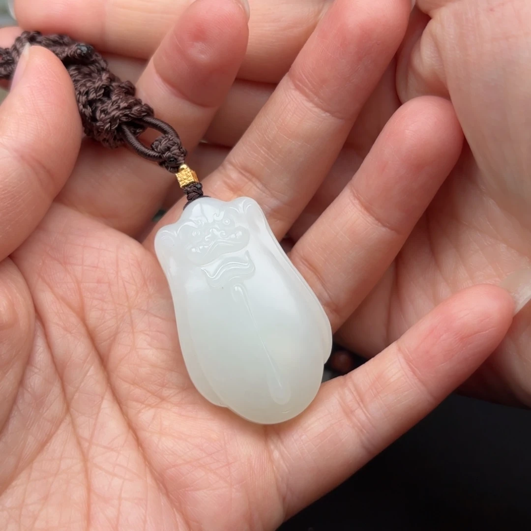 财***白和田玉未镶嵌挂件