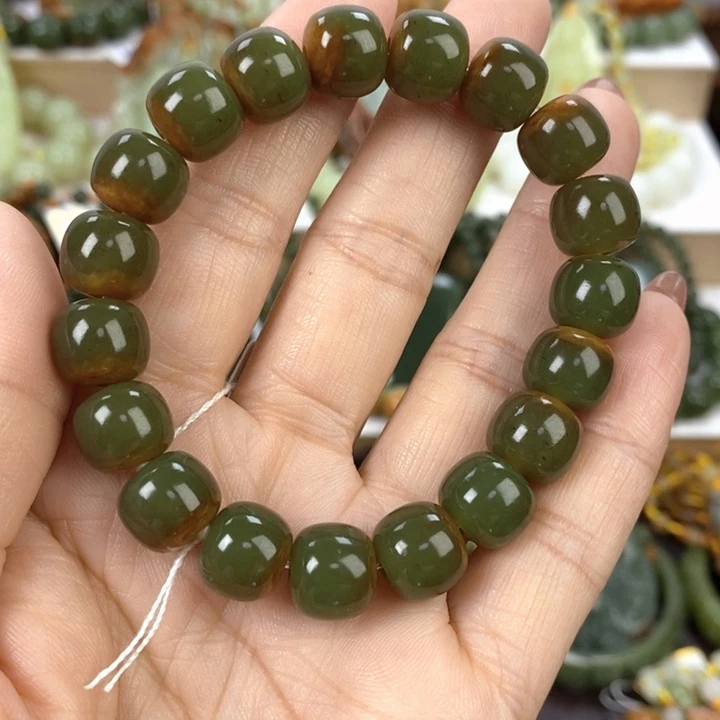 【闪购商品】透闪石质玉手串未镶嵌