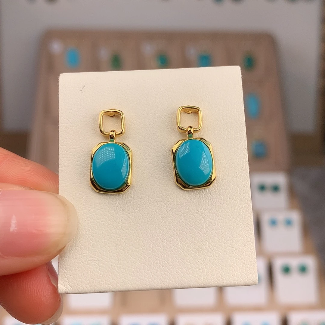 绿松石未镶嵌耳饰