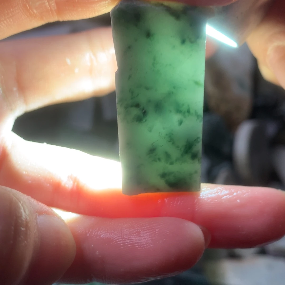 翡翠颈饰未镶嵌缅甸翡翠