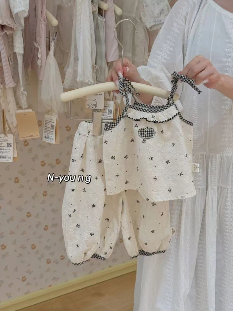 奶盖蝴蝶结吊带套装