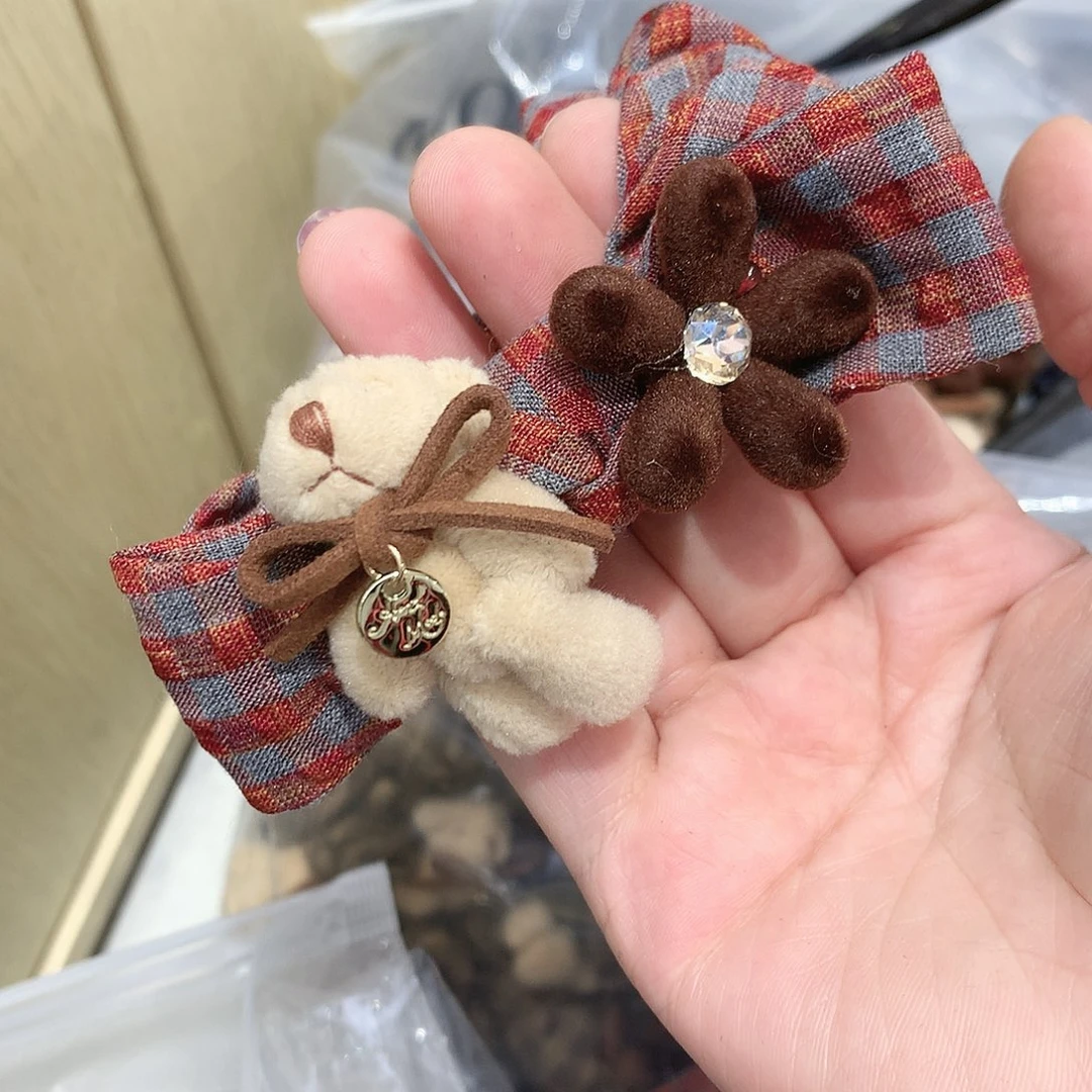 布艺非金属泡菜红格子小熊发圈