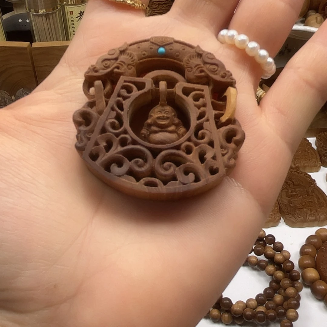 檀香木镂空弥勒沉水