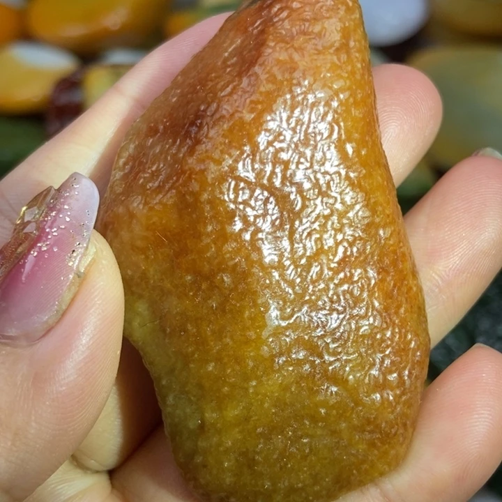 翡翠未镶嵌颈饰缅甸