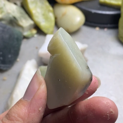 未镶嵌和田玉（糖玉）挂件