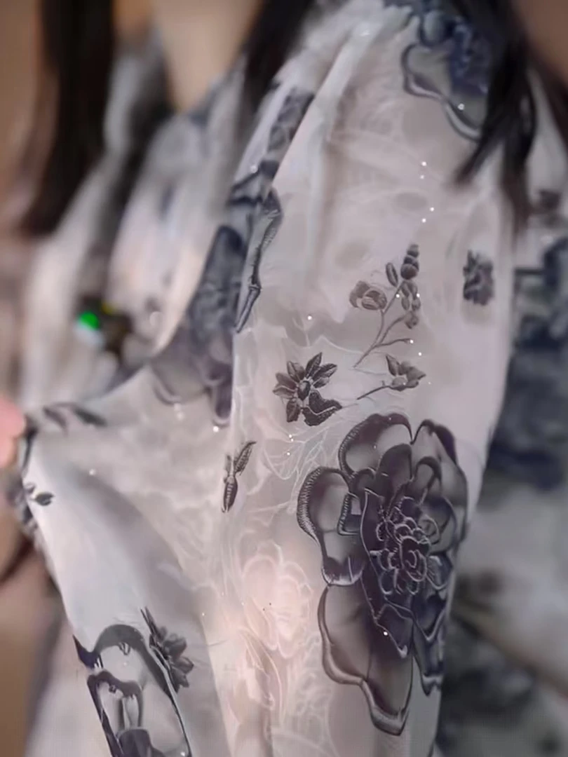 Y洋气减龄轻薄防晒上衣2025夏季新款高端时尚气质百搭短外套