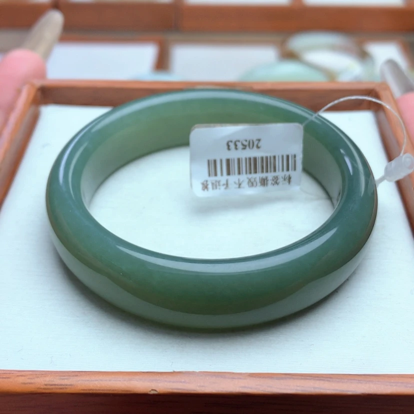 【闪购商品】和田玉手镯未镶嵌53