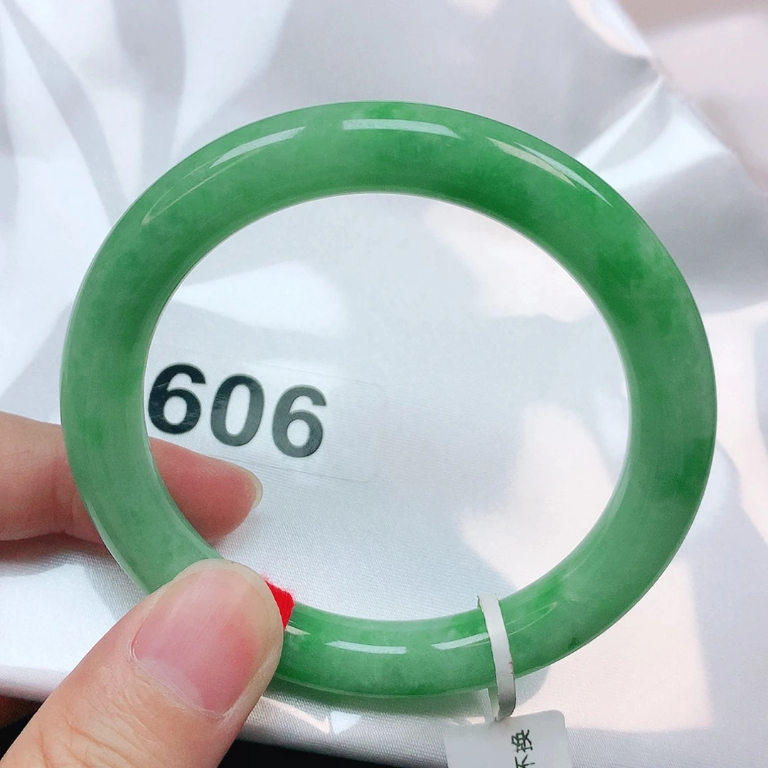 翡翠未镶嵌手镯抖音606