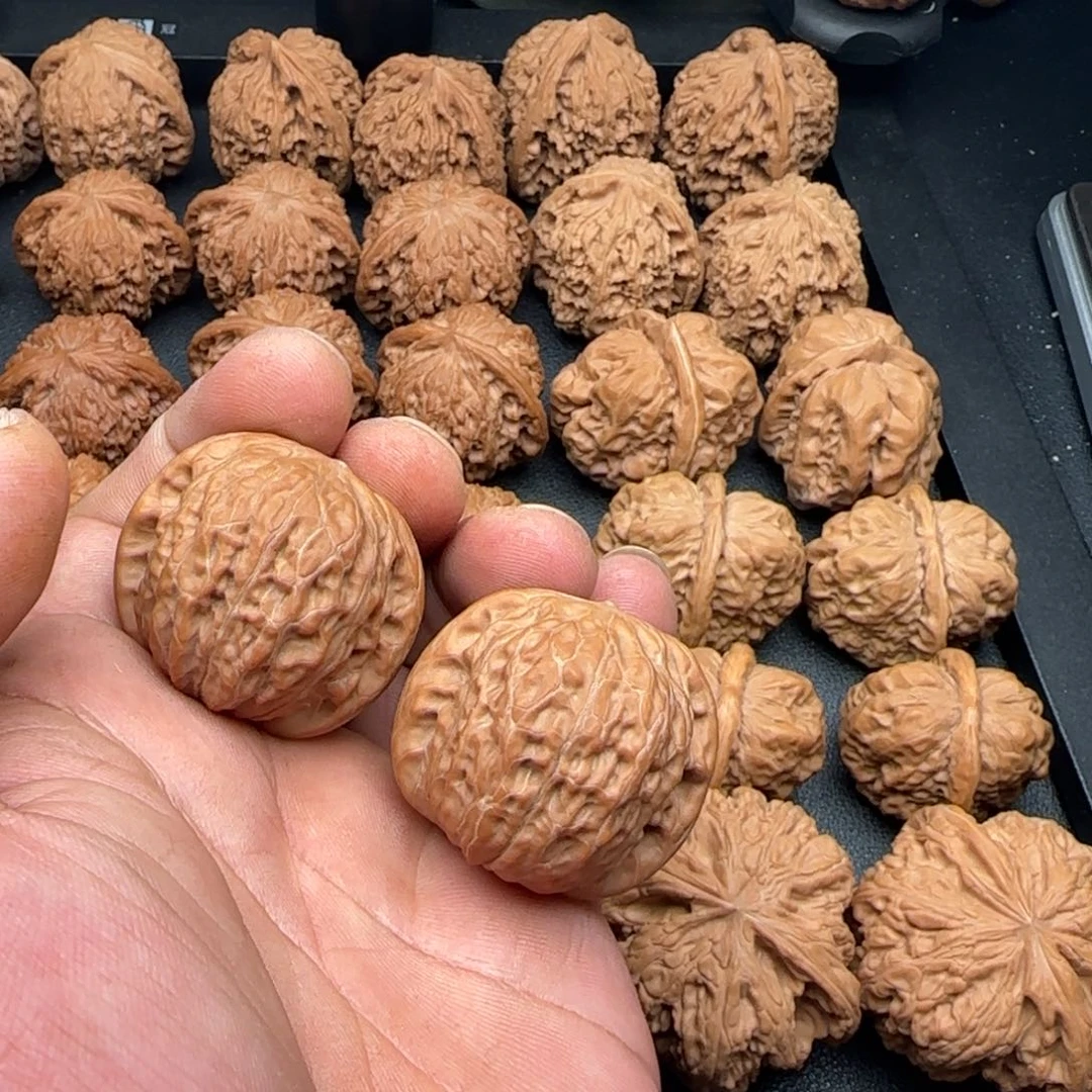 37尺全品无修铁锤妹妹