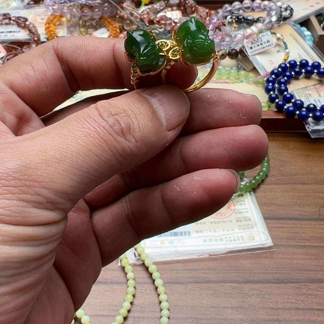 未镶嵌手链和田玉（碧玉）碧玉貔貅戒指