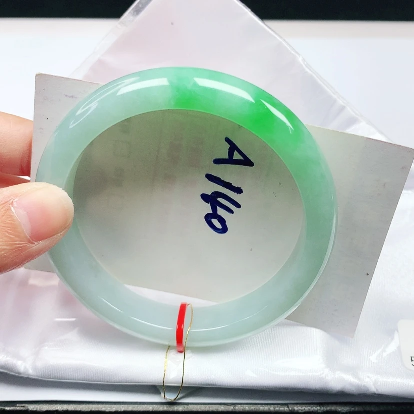 【闪购商品】翡翠手镯未镶嵌58圈
