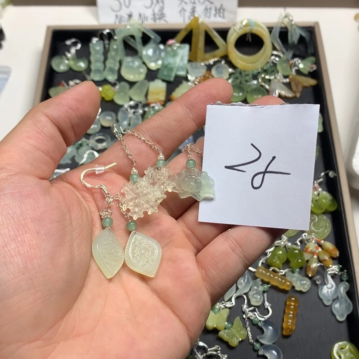 呆***丶蛇纹石玉合金耳钉