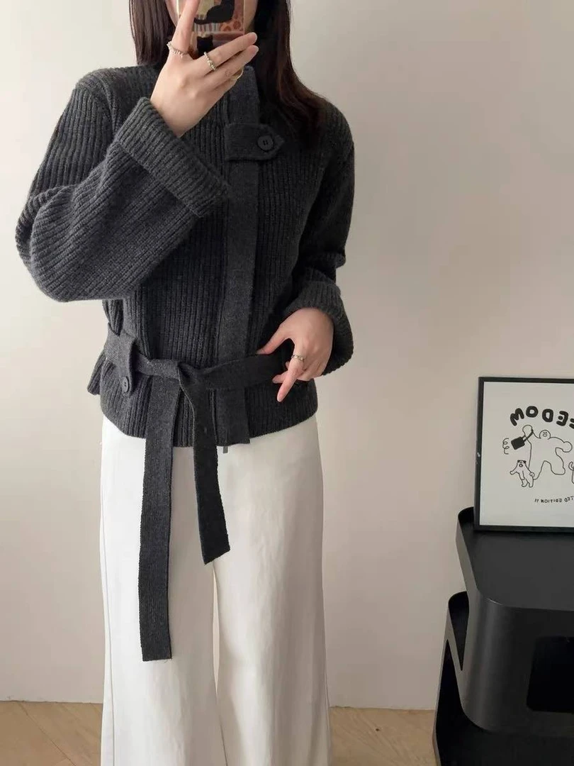 设计感高领毛衣女不规则绑带系带上衣