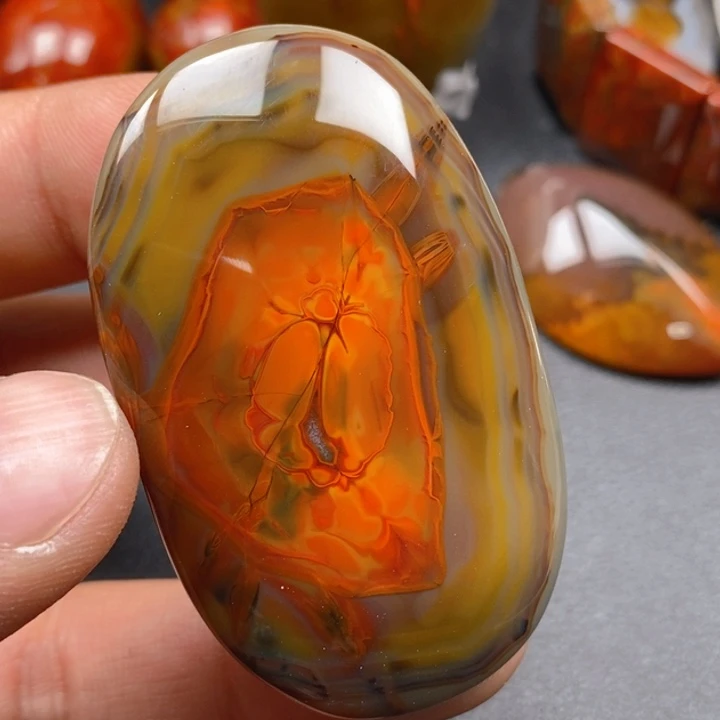 玛瑙/玉髓颈饰未镶嵌沙****庄