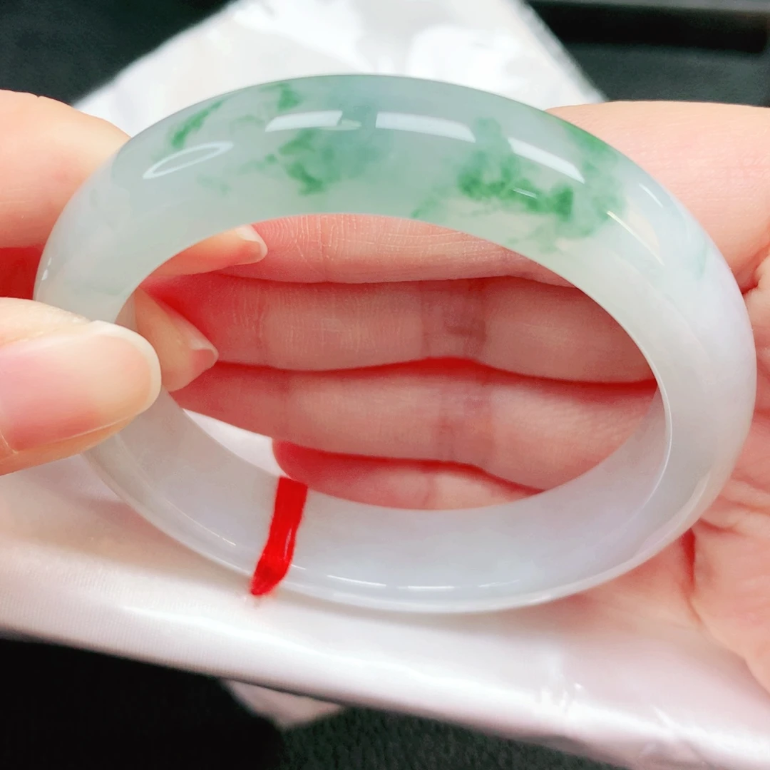 翡翠未镶嵌手镯53圈