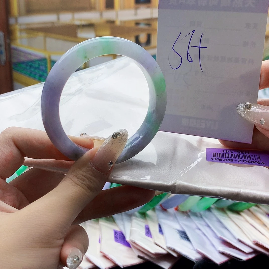 翡翠手镯未镶嵌00987666566