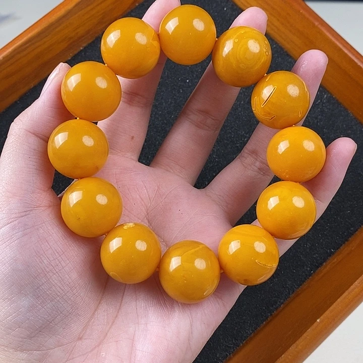 蜜蜡未镶嵌珠宝奇石