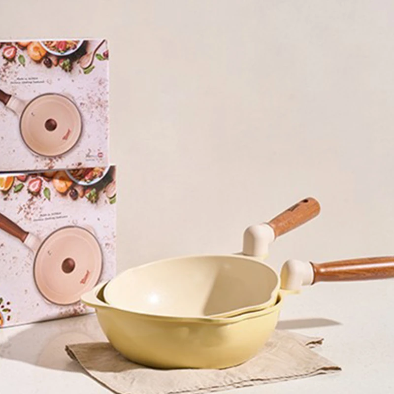 利快韩国原装进口陶瓷铁锅不粘加深炒锅三角形带盖不粘锅24cm2.8L