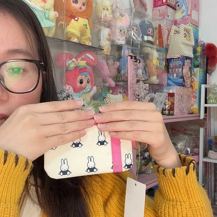 PU箱包收纳箱化妆包等