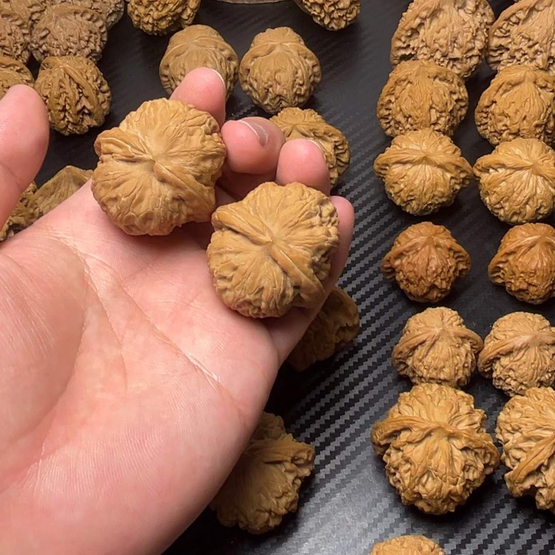 文玩核桃把件元宝40