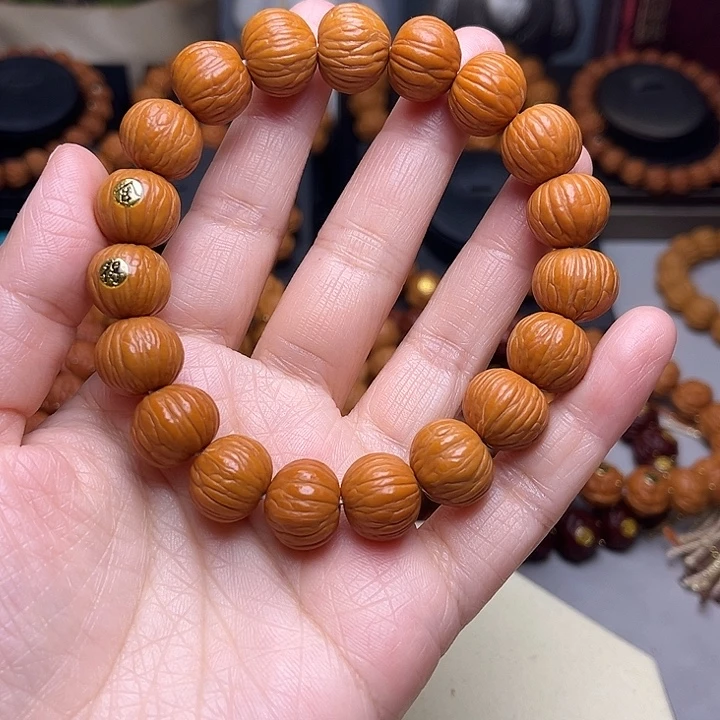 猴头核桃吊坠土豪舍得