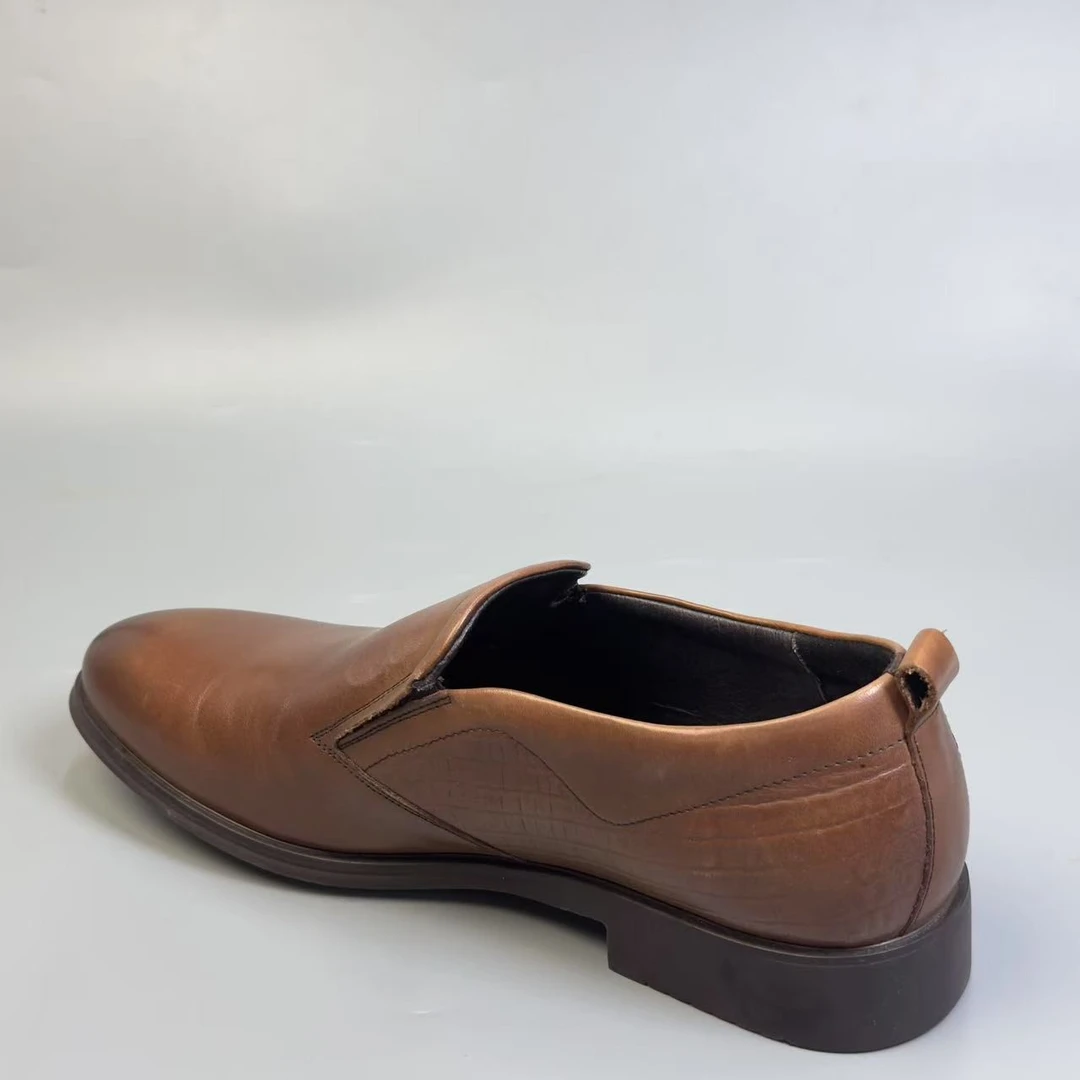 053时尚百搭休闲透气男鞋