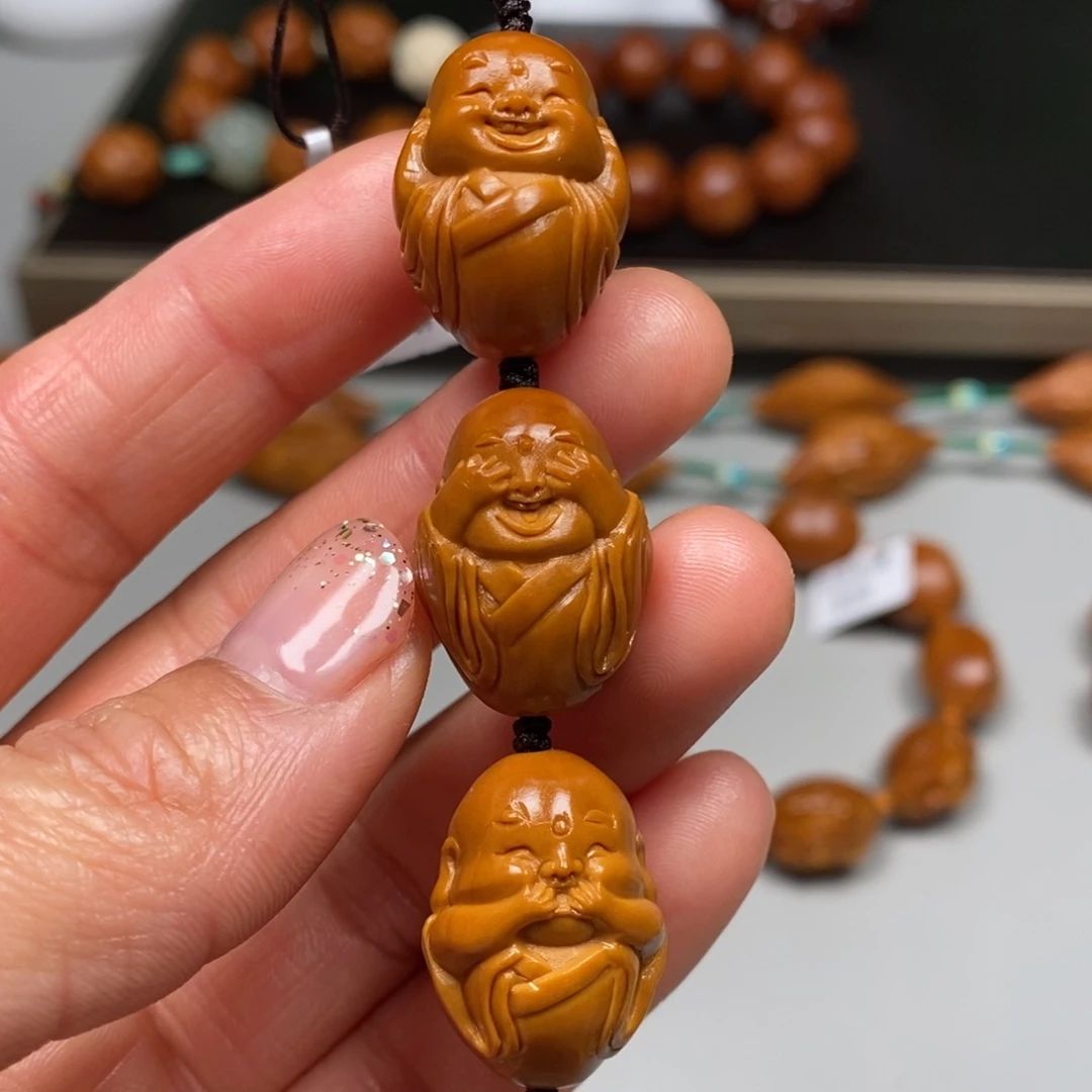 橄榄核吊坠三不和尚
