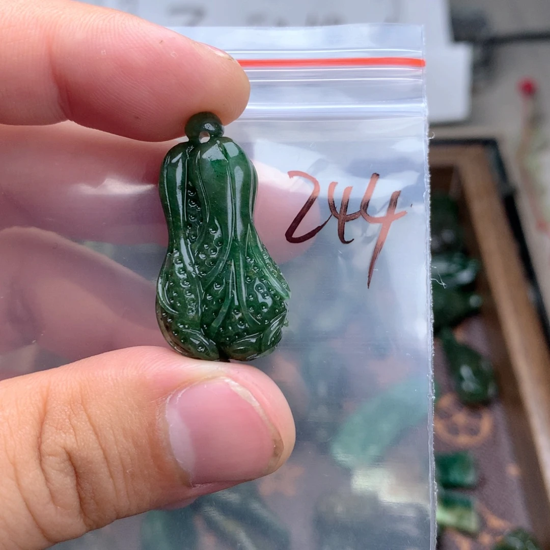 白***水未镶嵌独山玉珠宝半成品